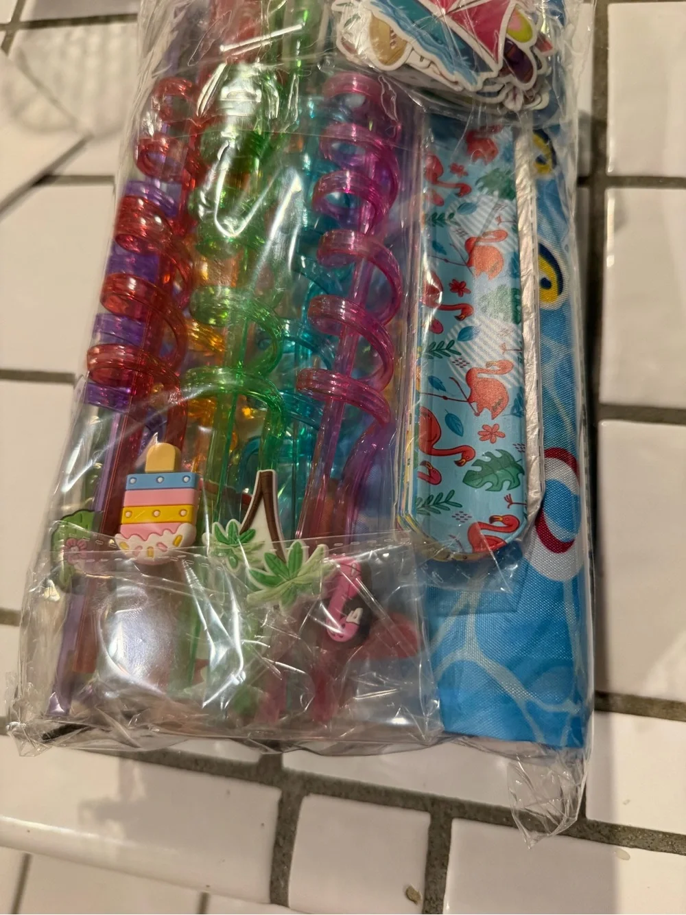 Flamingo Pool Party Kit Colorful Kids Spiral Bubble Wands - Multicolor